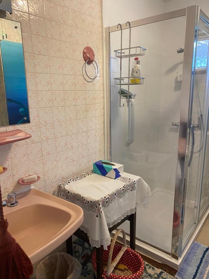 Chiswick Riviera With Free Parking Bed & Breakfast