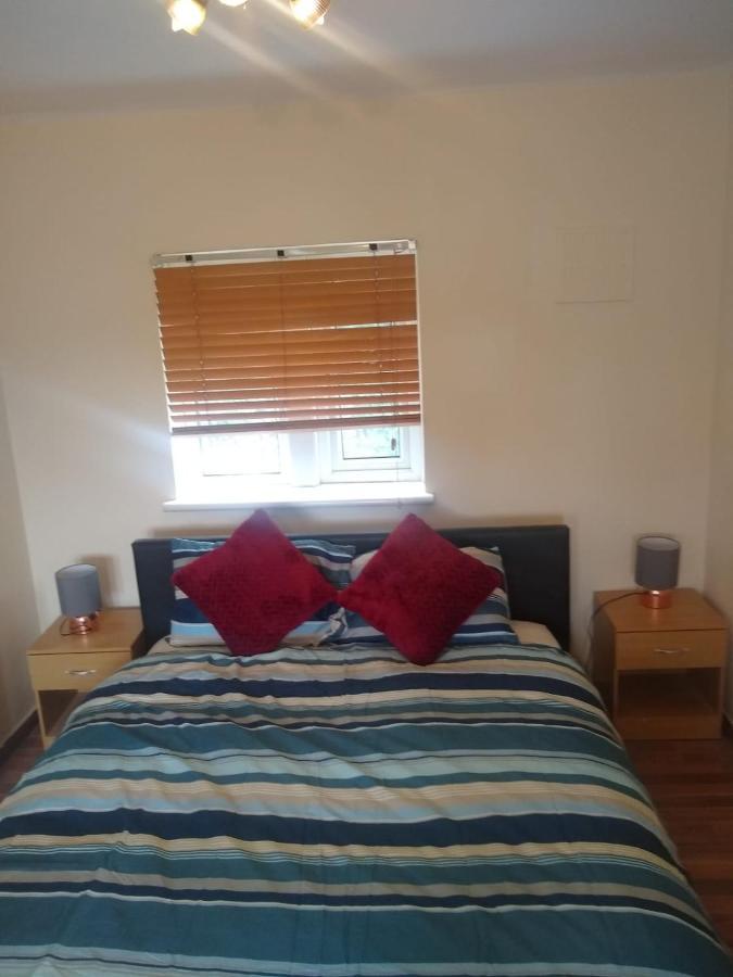 Gasthuis Acton Roomz *