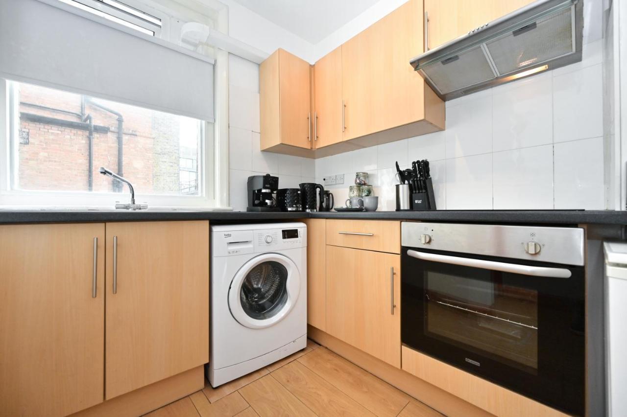 Carnaby & Oxford Street - Soho - One Bedroom - Double Bed & Sofabed * Londres