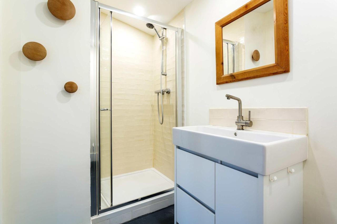 Holiday home Veeve - West Escape