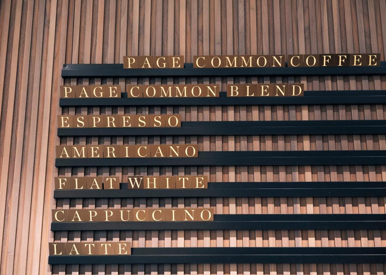 Hotel Page8, Page