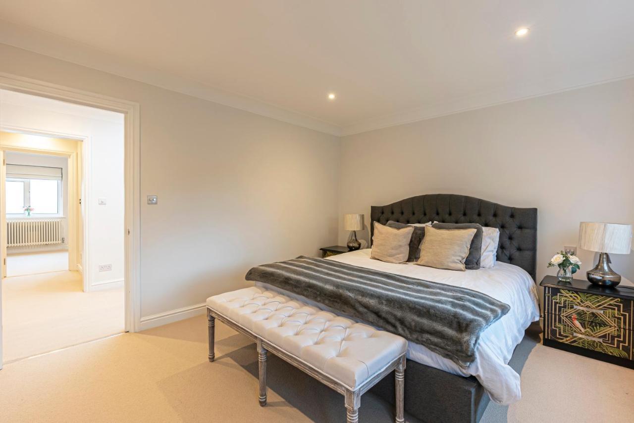 Apartment Joivy Stunning 3 Bed,2 Bath House With Roof Terrace In Chelsea *