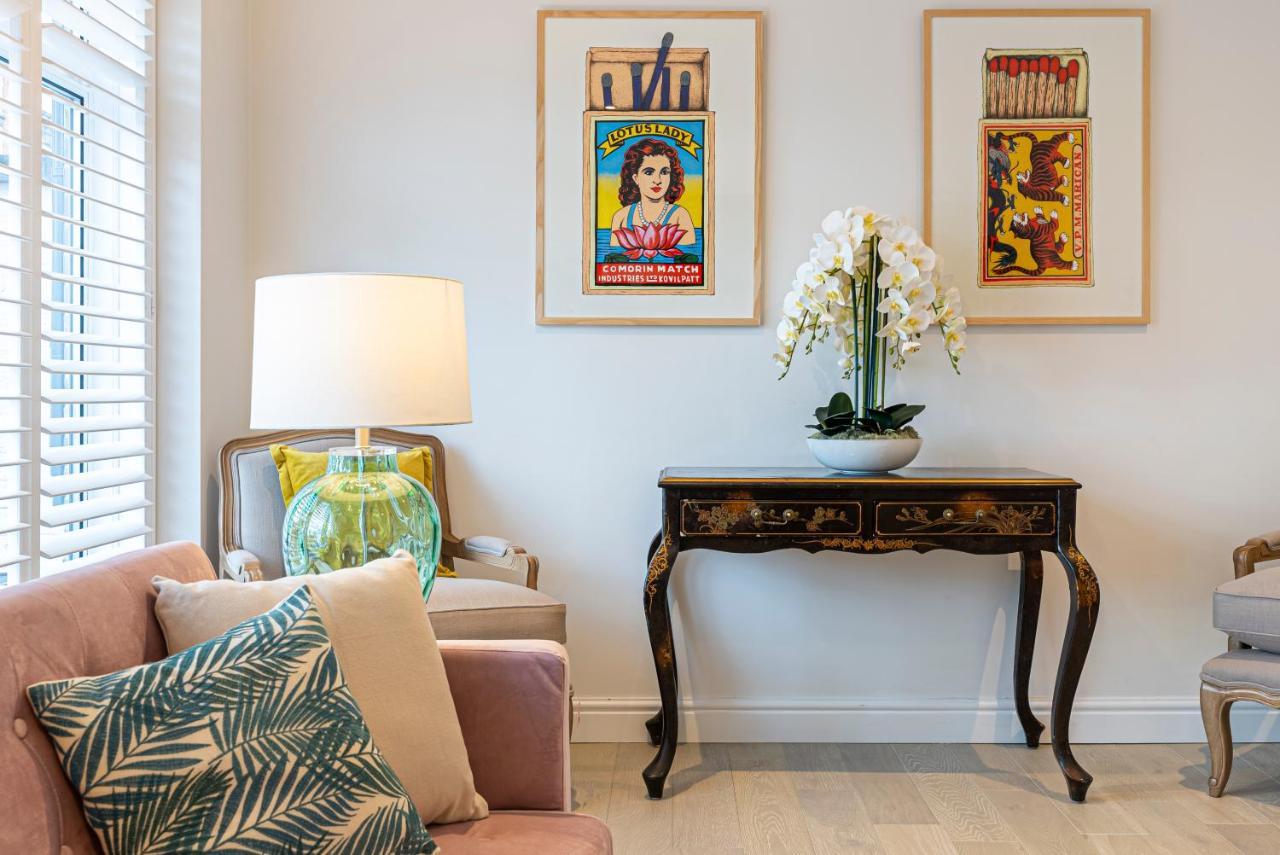 Joivy Stunning 3 Bed,2 Bath House With Roof Terrace In Chelsea *