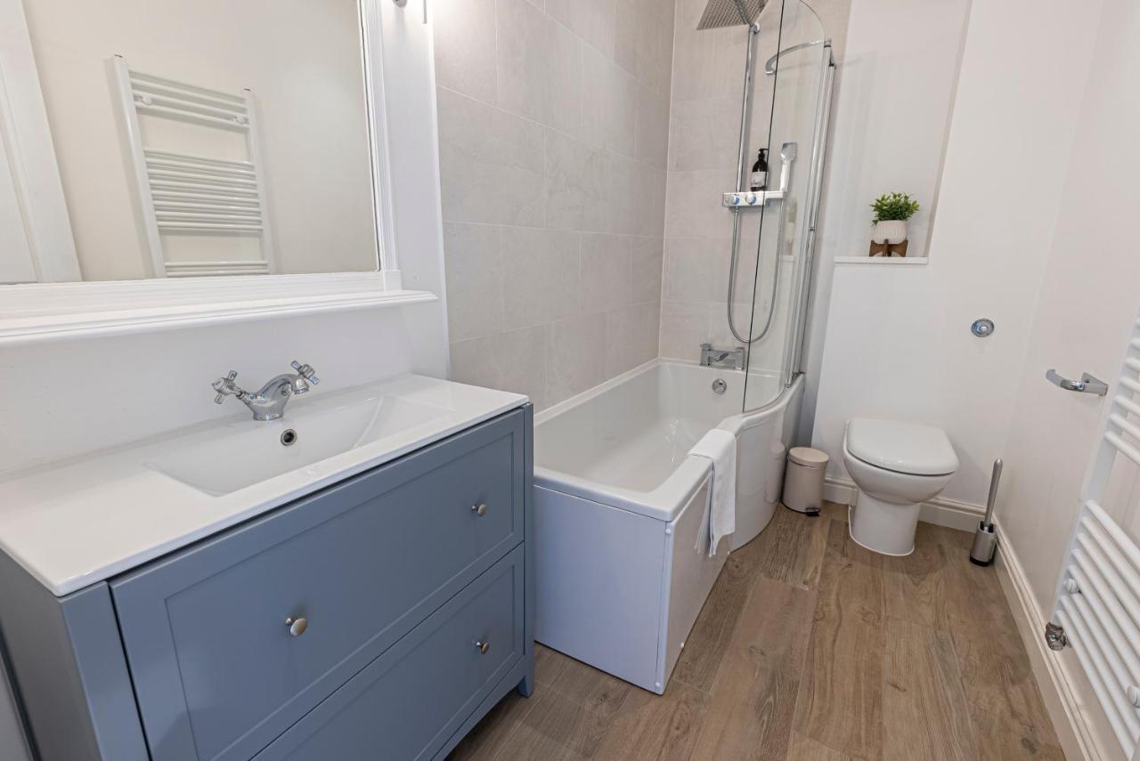 Apartment Joivy Stunning 3 Bed,2 Bath House With Roof Terrace In Chelsea London