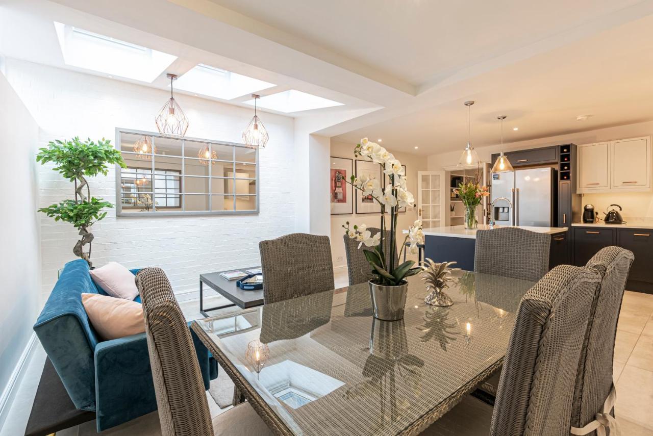Joivy Stunning 3 Bed,2 Bath House With Roof Terrace In Chelsea Apartment