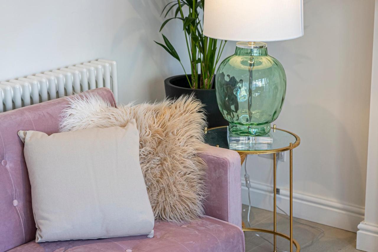 Joivy Stunning 3 Bed,2 Bath House With Roof Terrace In Chelsea Apartment *