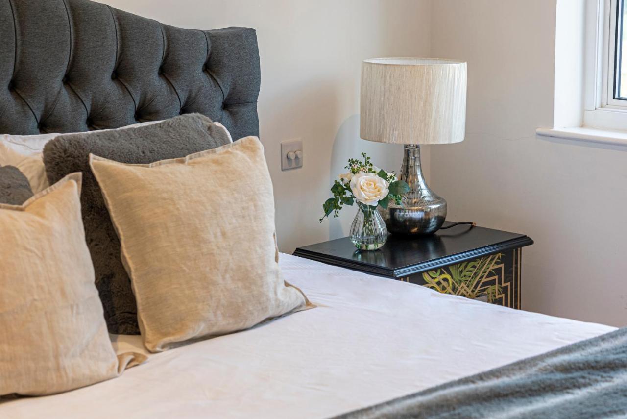 Joivy Stunning 3 Bed,2 Bath House With Roof Terrace In Chelsea London