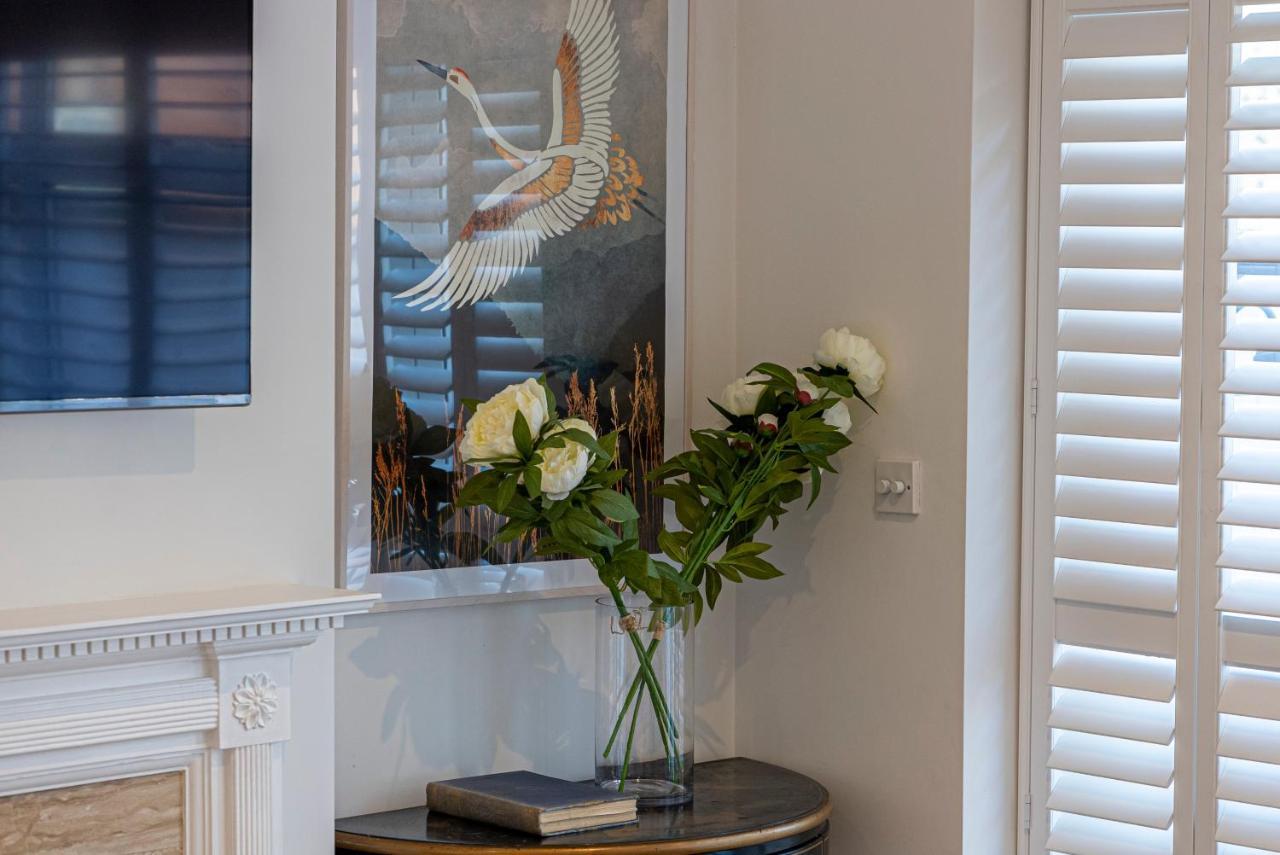 Apartment Joivy Stunning 3 Bed,2 Bath House With Roof Terrace In Chelsea London