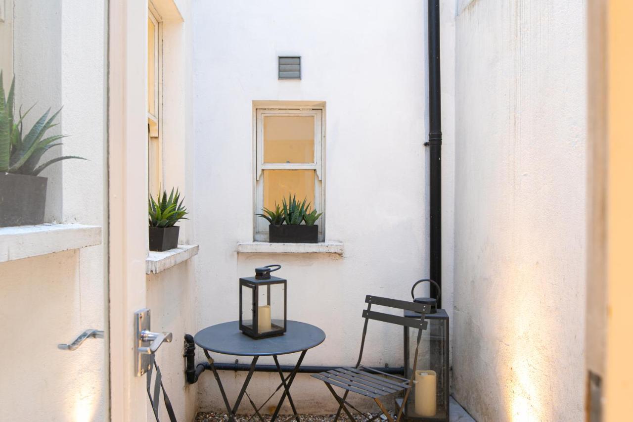 Beautifully Styled - Oxford Circus Apartment London