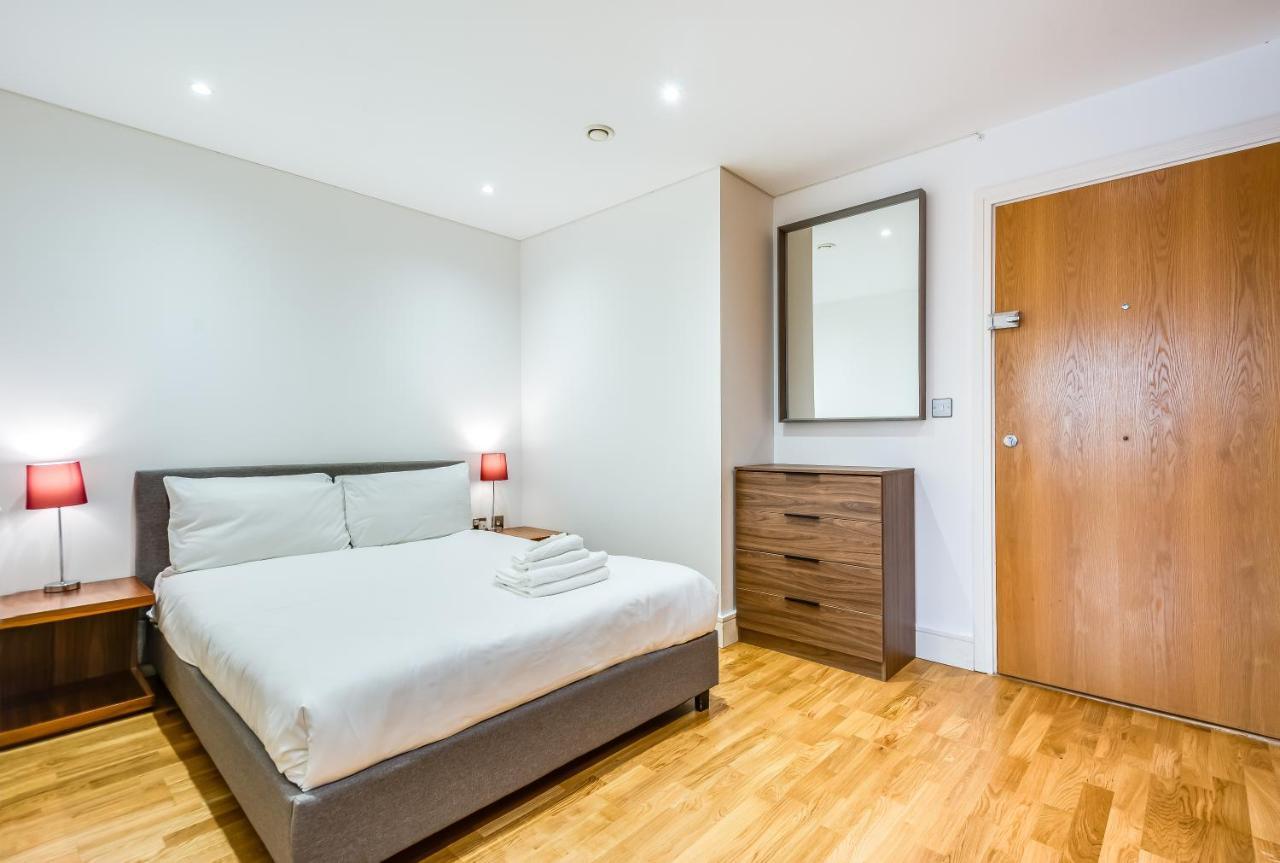 Cosy In Canary Wharf Apartment *