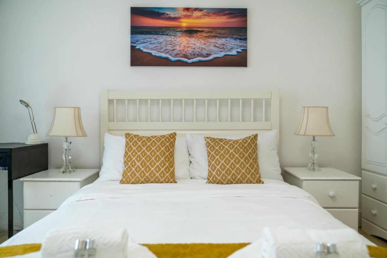 Crossharbour Canary Wharf 2 Bed Duplex Appartement Londen
