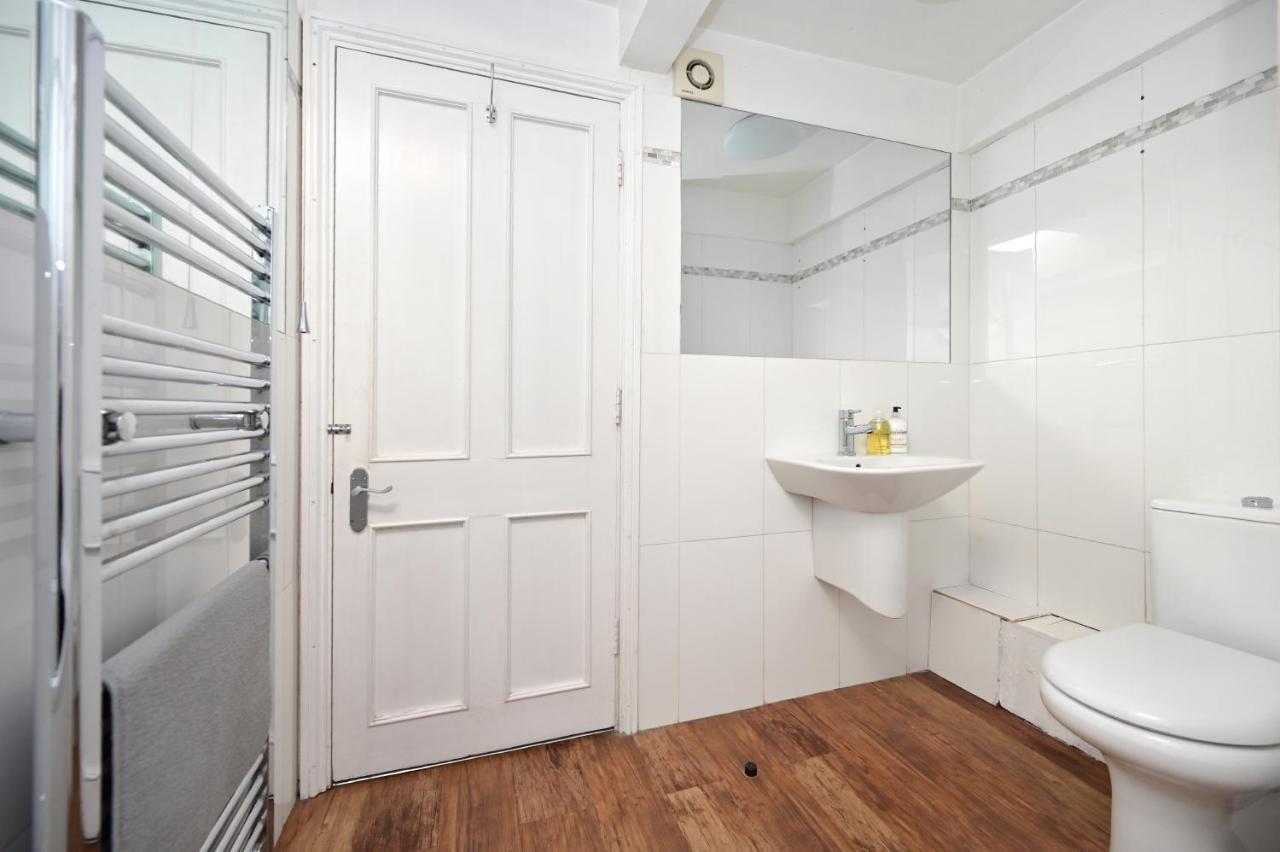 Soho, Piccadilly & Chinatown - Two Bedroom & Two Double Beds Appartement *
