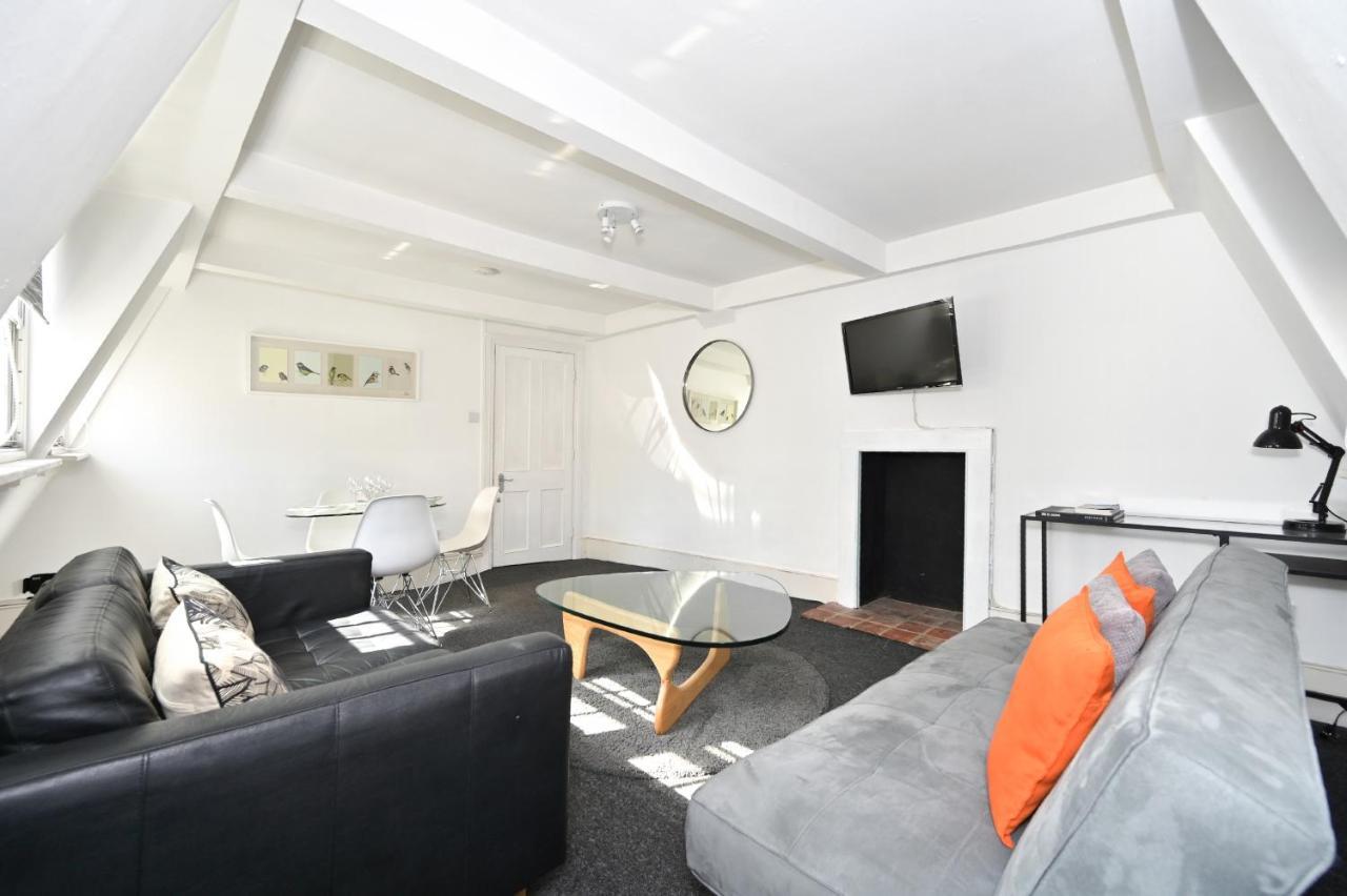 Soho, Piccadilly & Chinatown - Two Bedroom & Two Double Beds Appartement