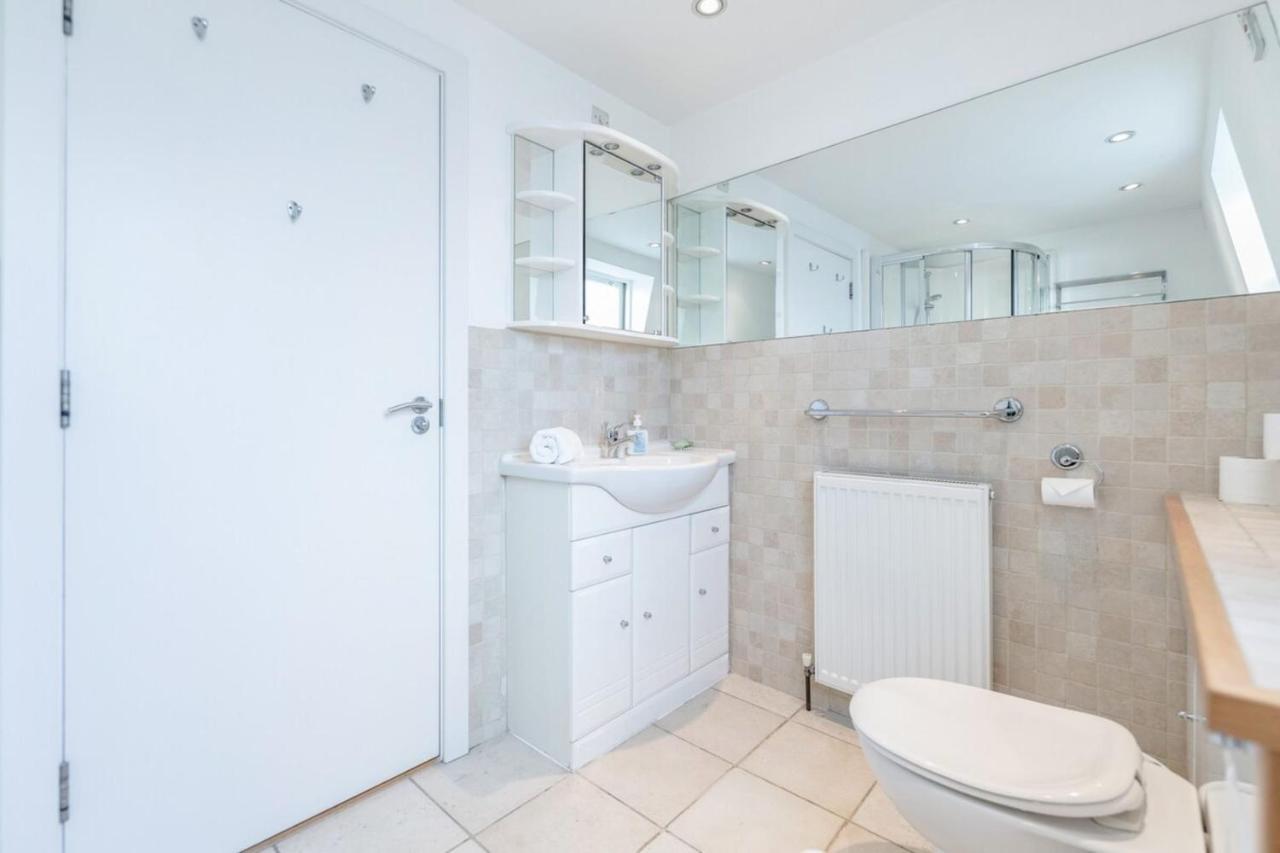 Apartment Beautiful 1 Bedroom In Victoria