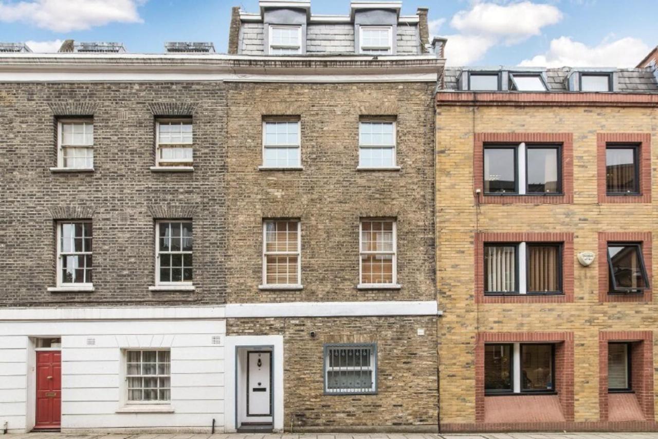 Beautiful 1 Bedroom In Victoria * London