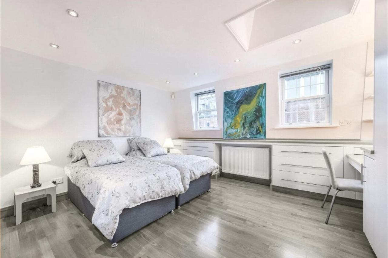 Beautiful 1 Bedroom In Victoria