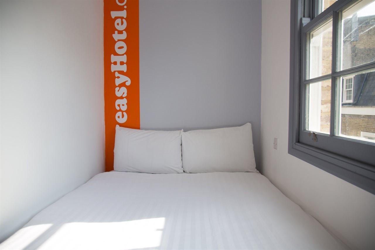 Hotel Easyhotel Victoria London
