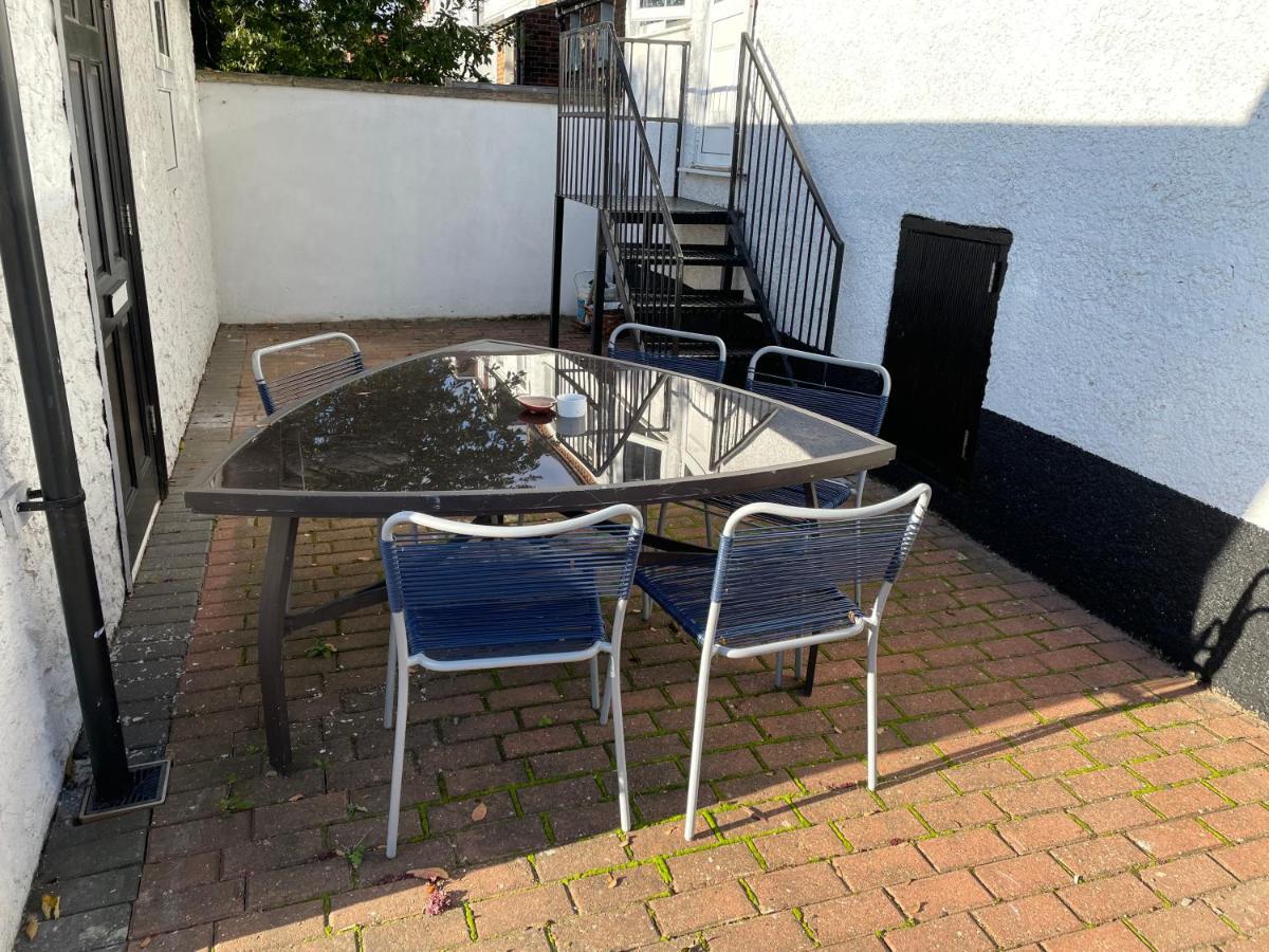 Guest house Gladstone 3*
