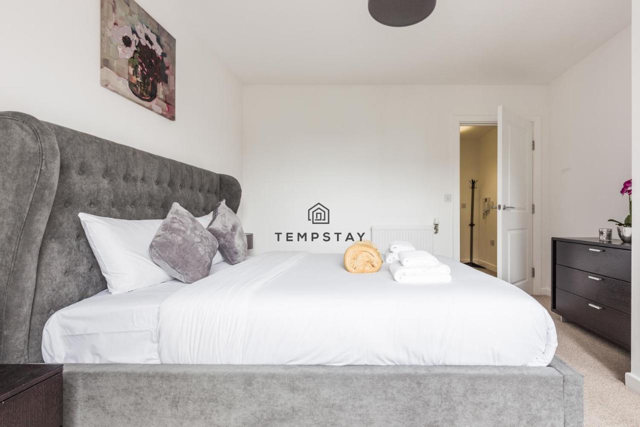 Apartment Modern Private -balcony-tube Station London