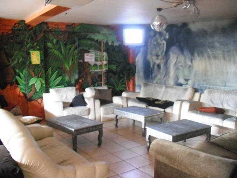 Kensal Backpackers Hostel