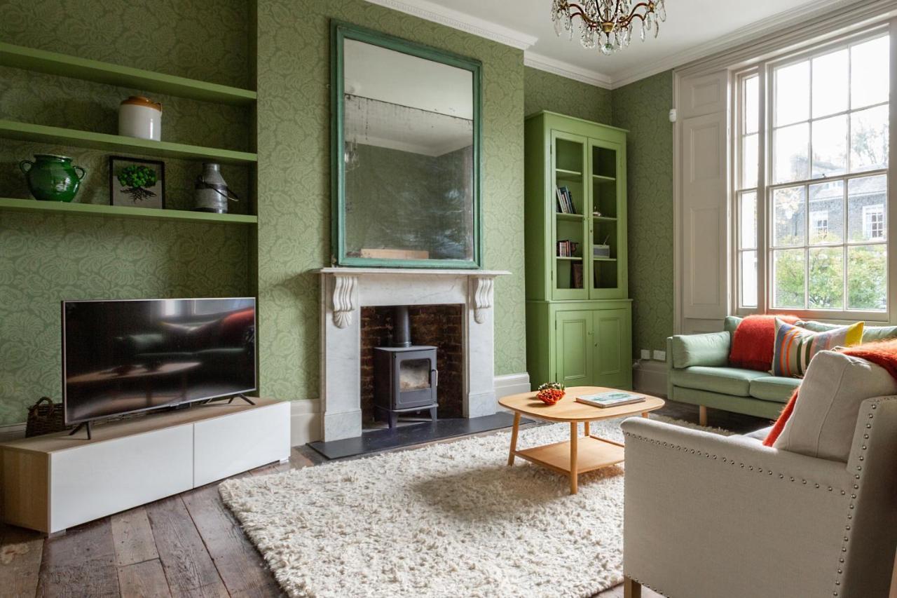 Canonbury Park North Ii By Onefinestay London