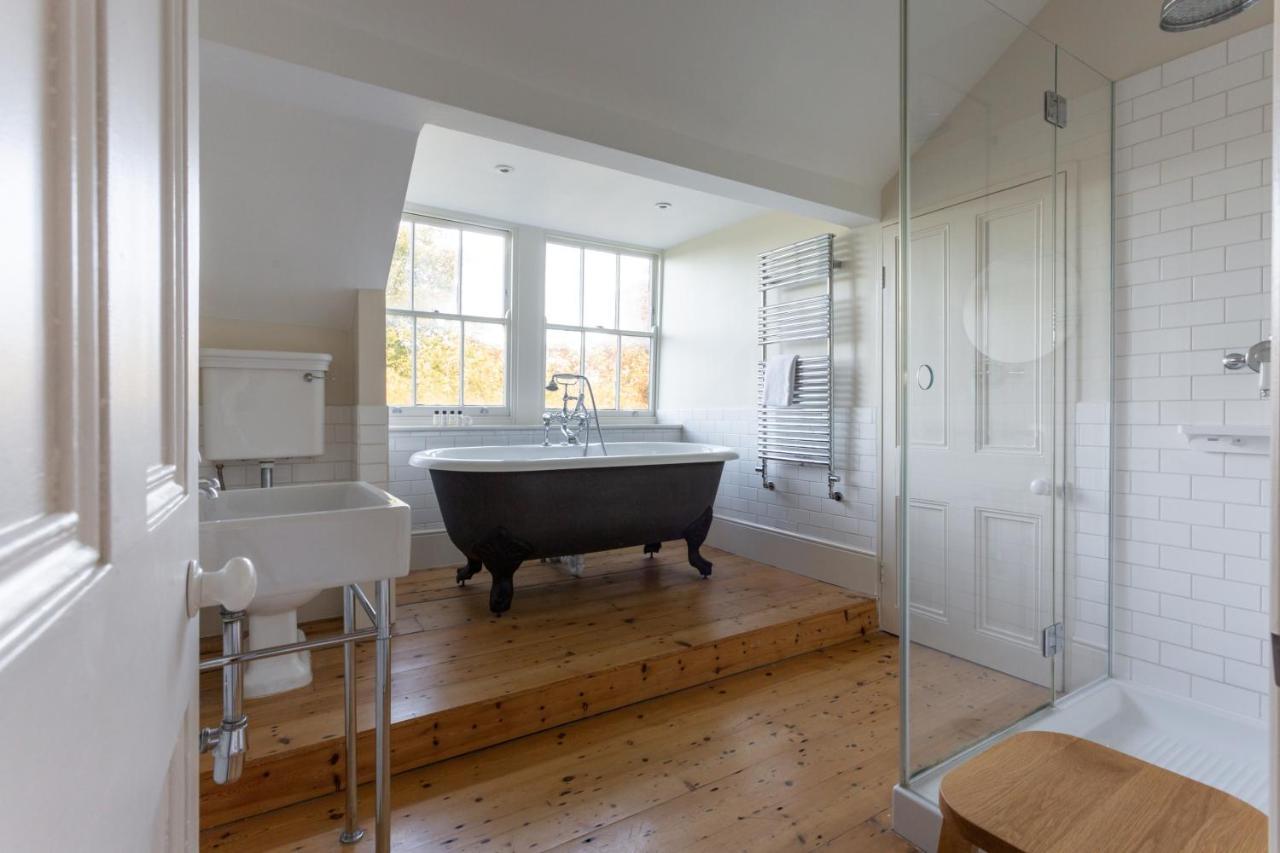 Canonbury Park North Ii By Onefinestay