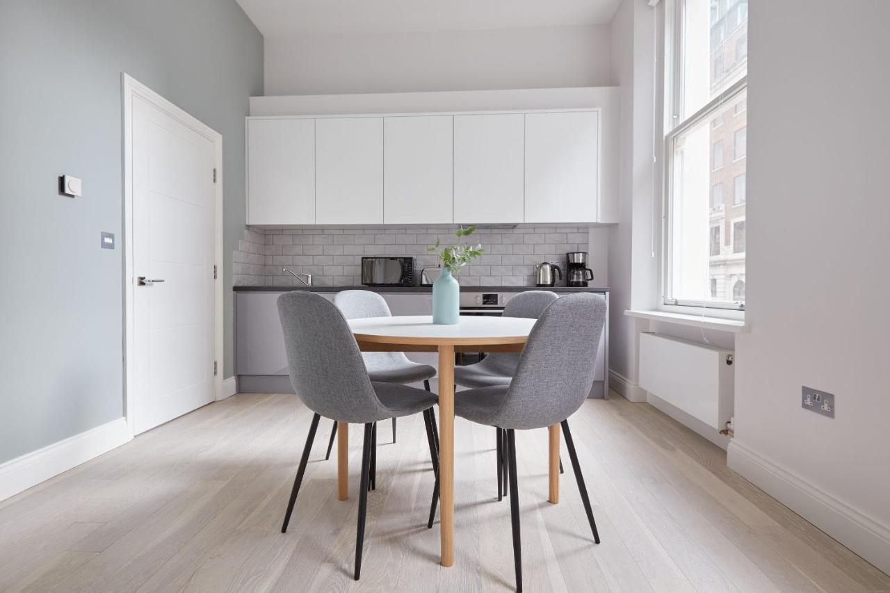 1vh Virginia House, 31 Bloomsbury Way By Living Londres