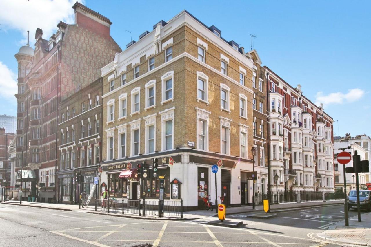 1vh Virginia House, 31 Bloomsbury Way By Living *
