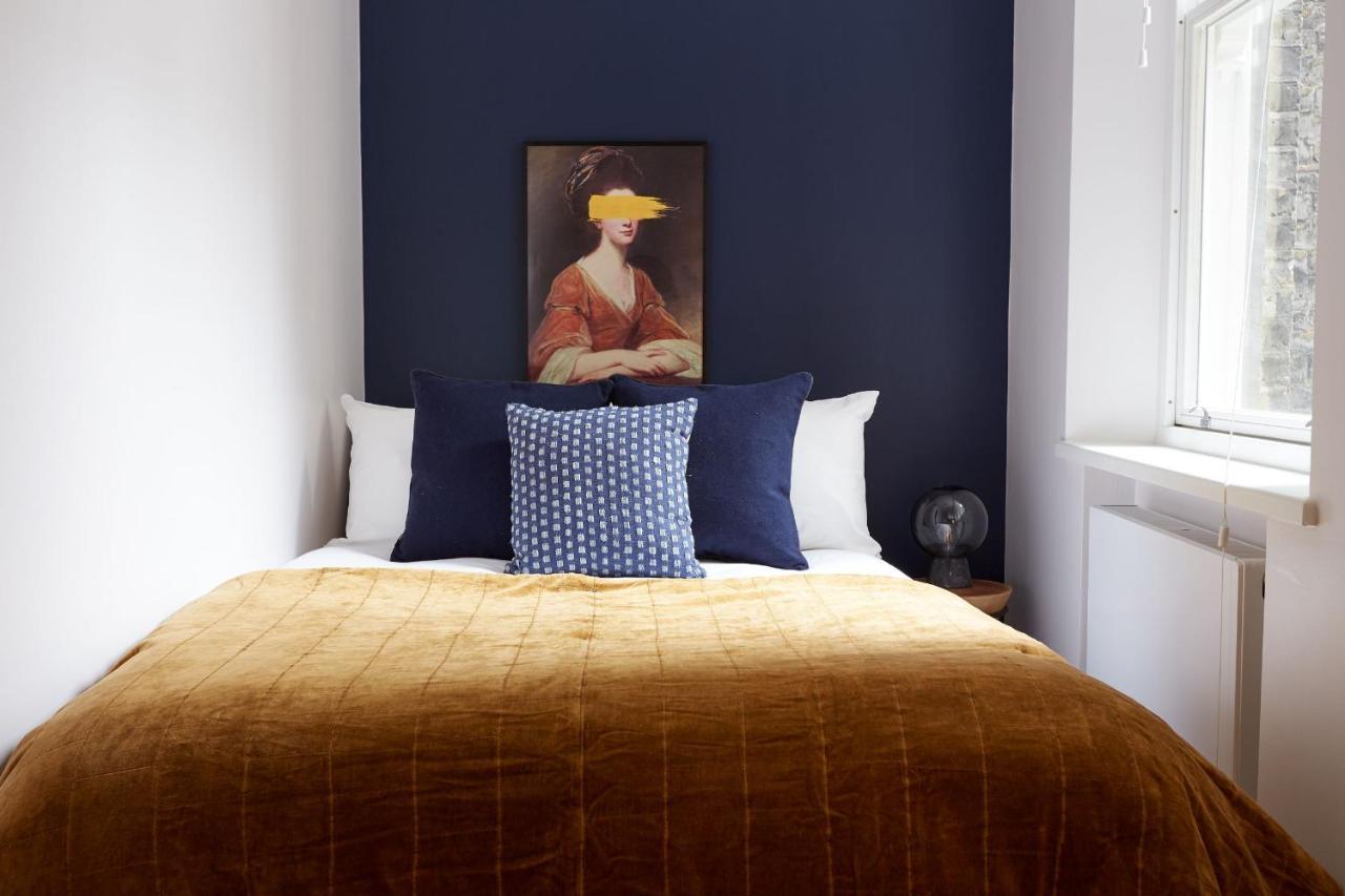3vh Virginia House, 31 Bloomsbury Way By Living
