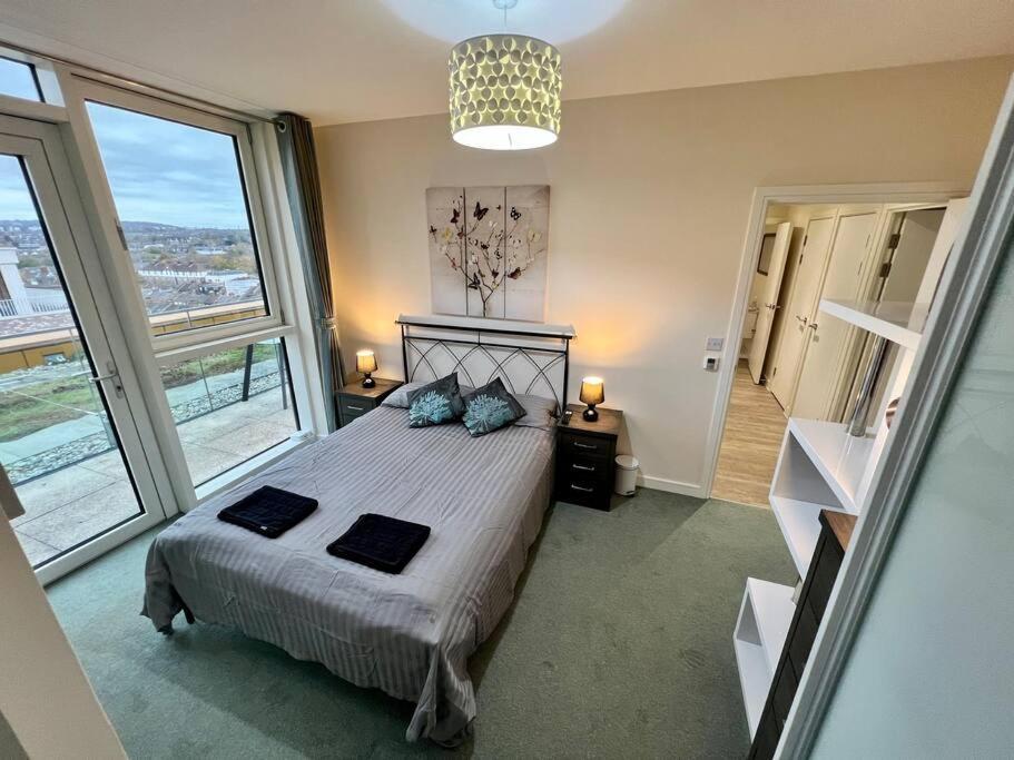 Luxury 5* Penthouse Greenwich Sleep 9 With Parking Apartamento