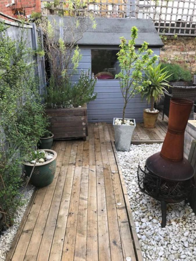 Apartment Stunning 3 Bedroom House With Garden In Battersea London