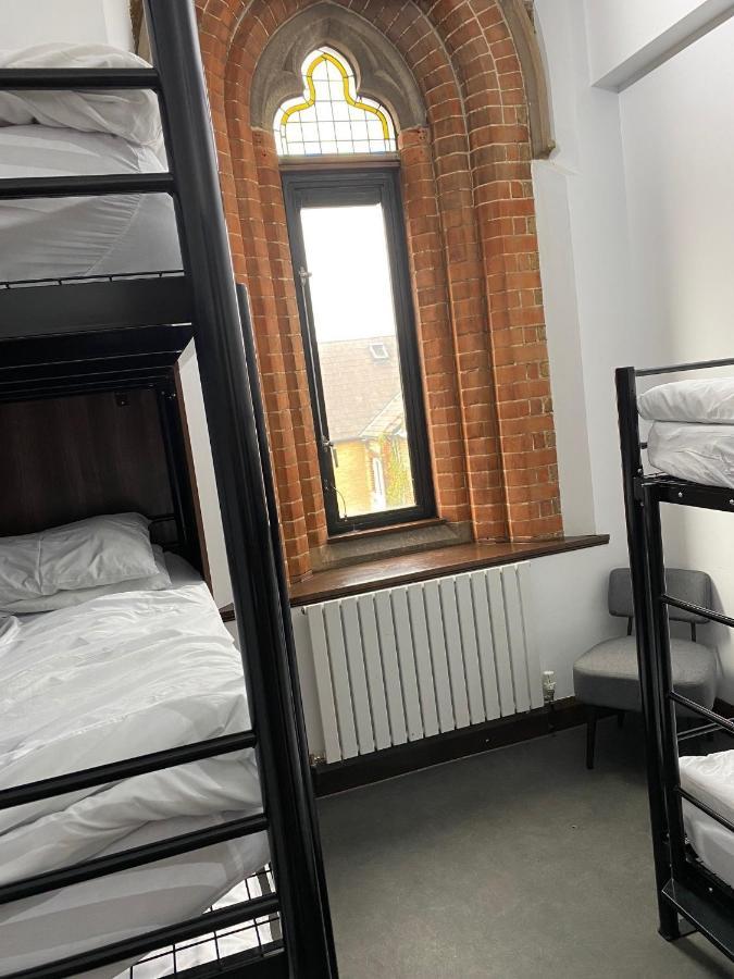 Burlington Hostal *