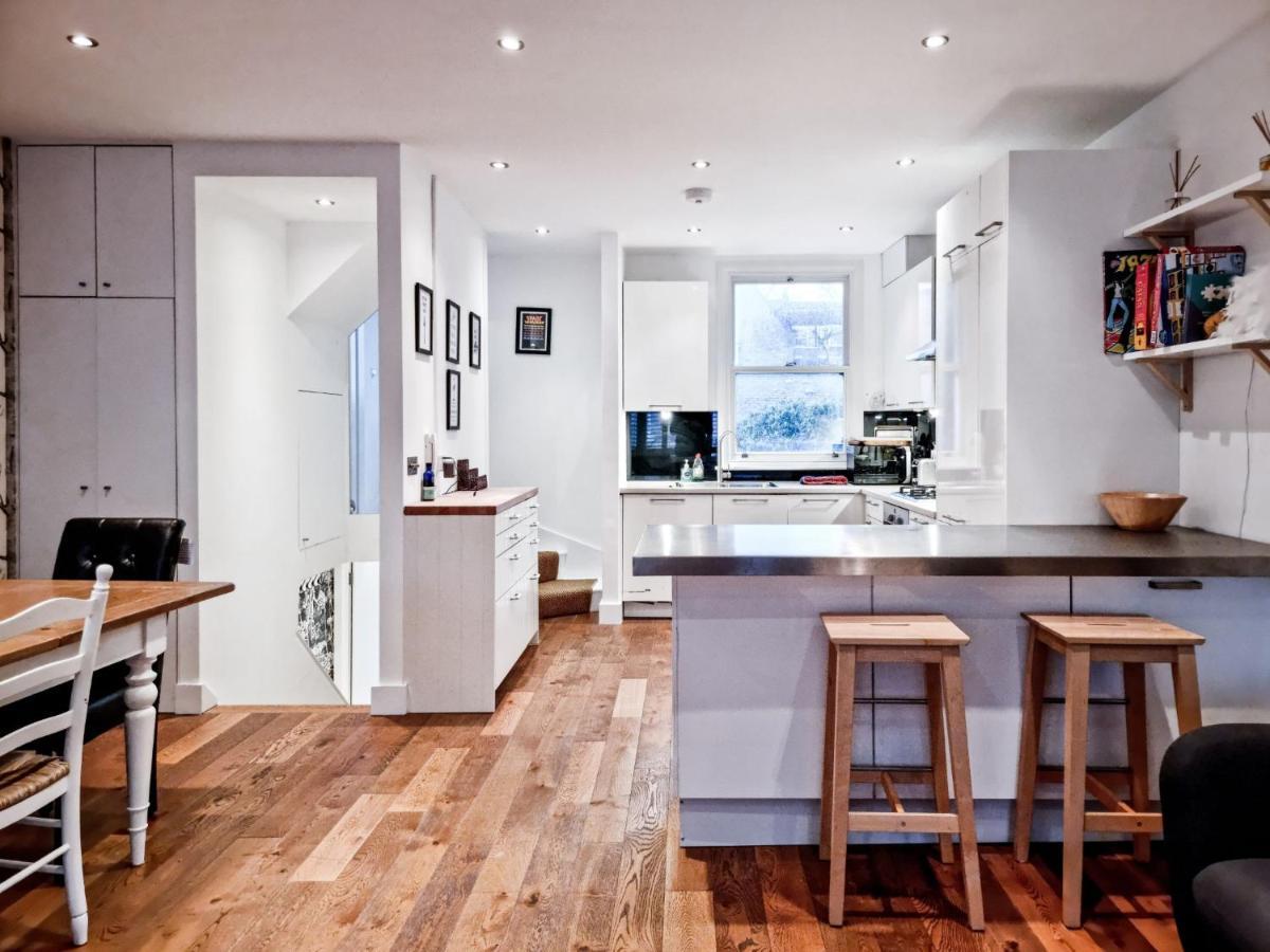 Pass The Keys Family Friendly 2 Bedroom Gem In Shepherd's Bush
