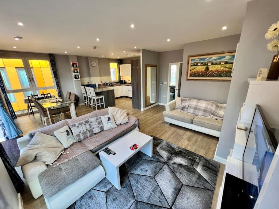 Luxury 5* Penthouse Greenwich Sleep 9 With Parking Londres