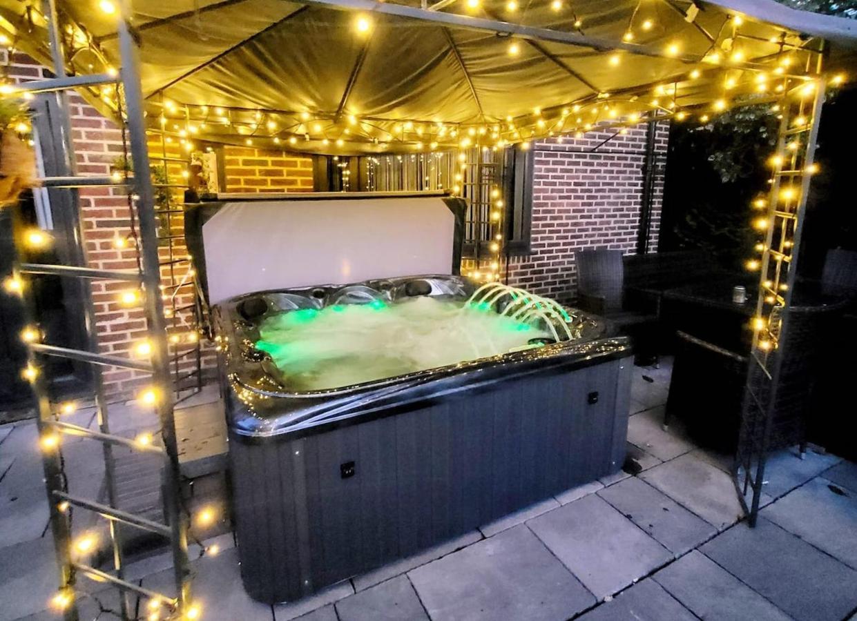 Gatsby Villa London Villa