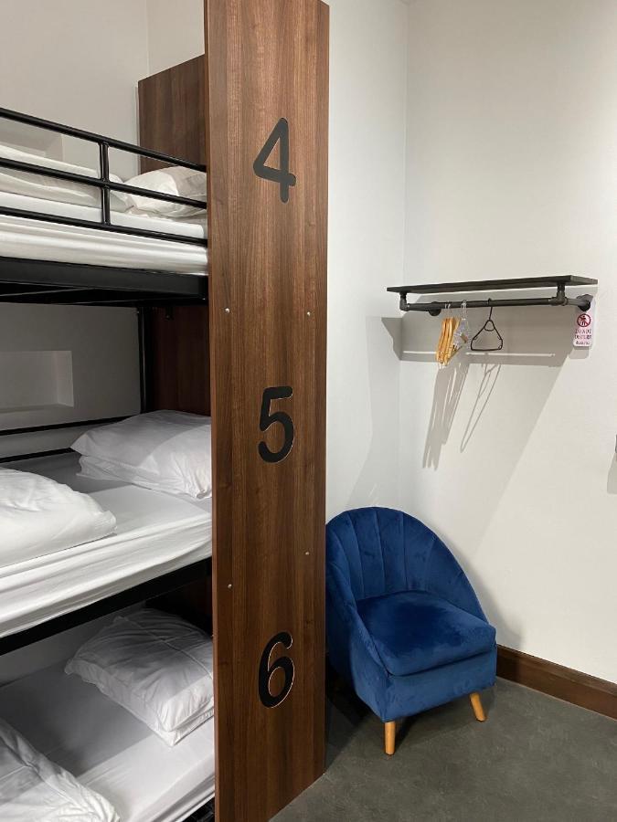 Burlington Hostal *