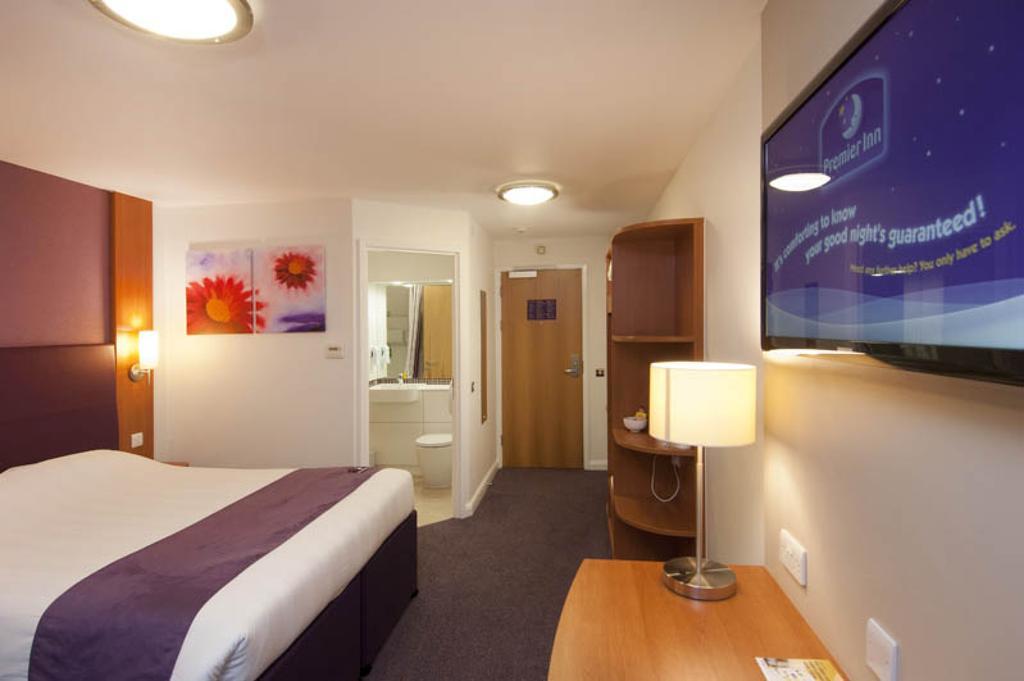 Premier Hanger Lane London