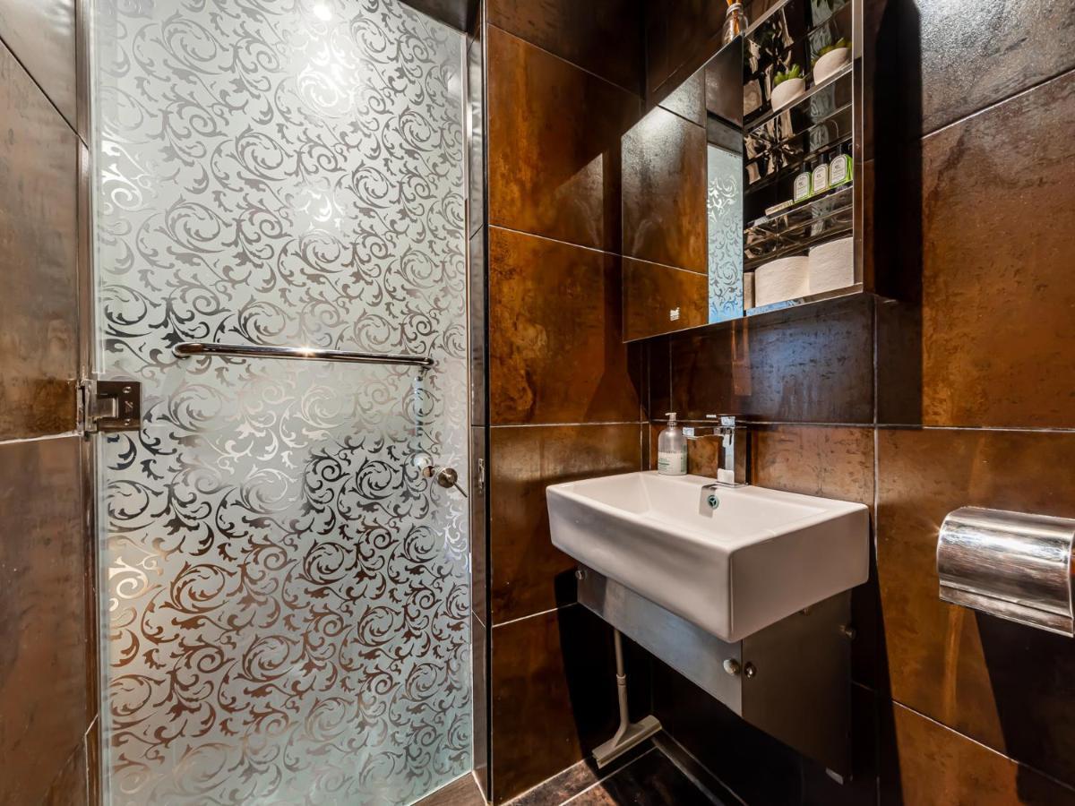 Apartment Pass The Keys West End Near Tottenham Court Road London