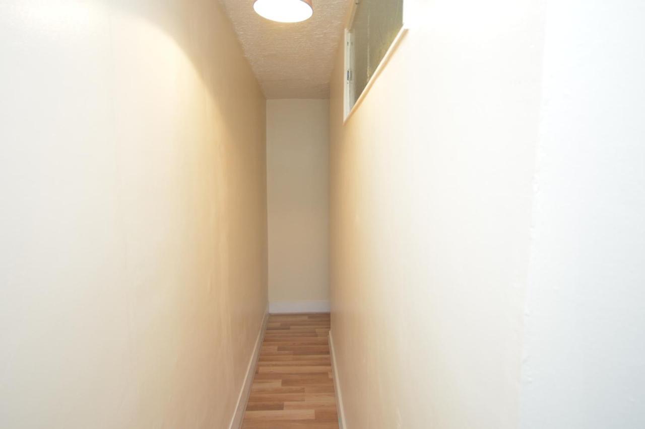 Cheerful 4 Bedroom House In Greater Ferienhaus *