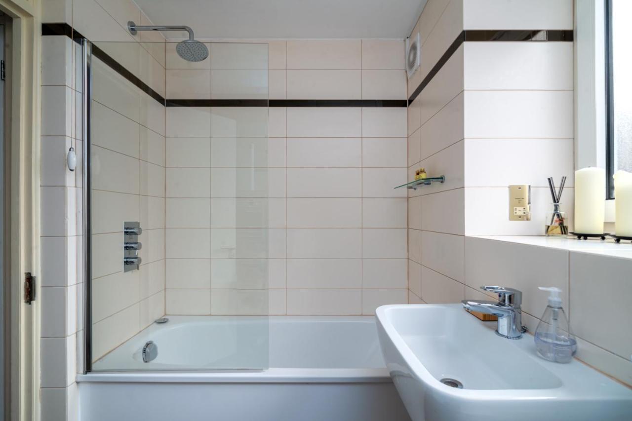 Guestready - Bright & Tranquil Putney Flat Sleeps Up To 3 Apartment London