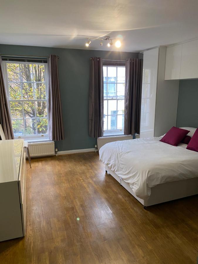 Kings Cross Apartment