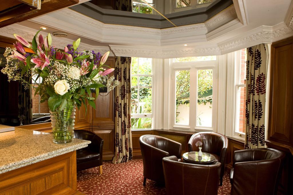 Hotel Western Burns Kensington 3*