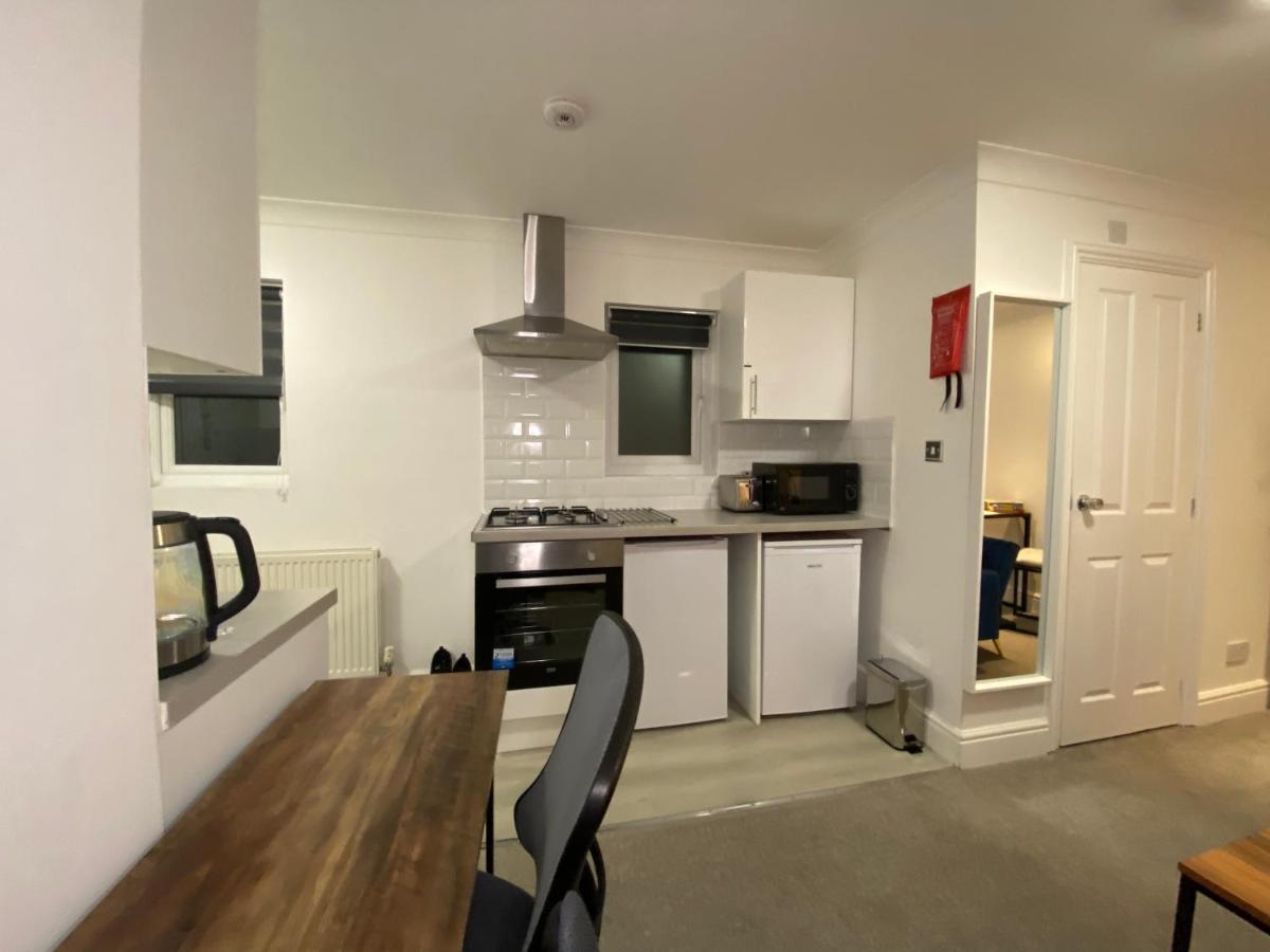 February Bliss Special, Unwind In Style With Our Exclusive Sa Promo, Book Now Apartment London