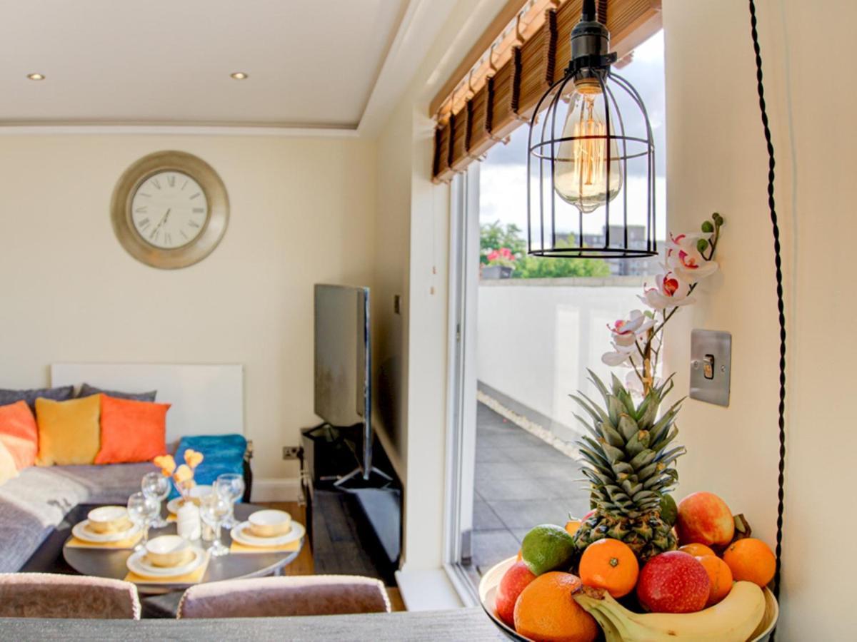 Apartment Pass The Keys Lovely 2-bedroom Flat With Balcony And Great Views *
