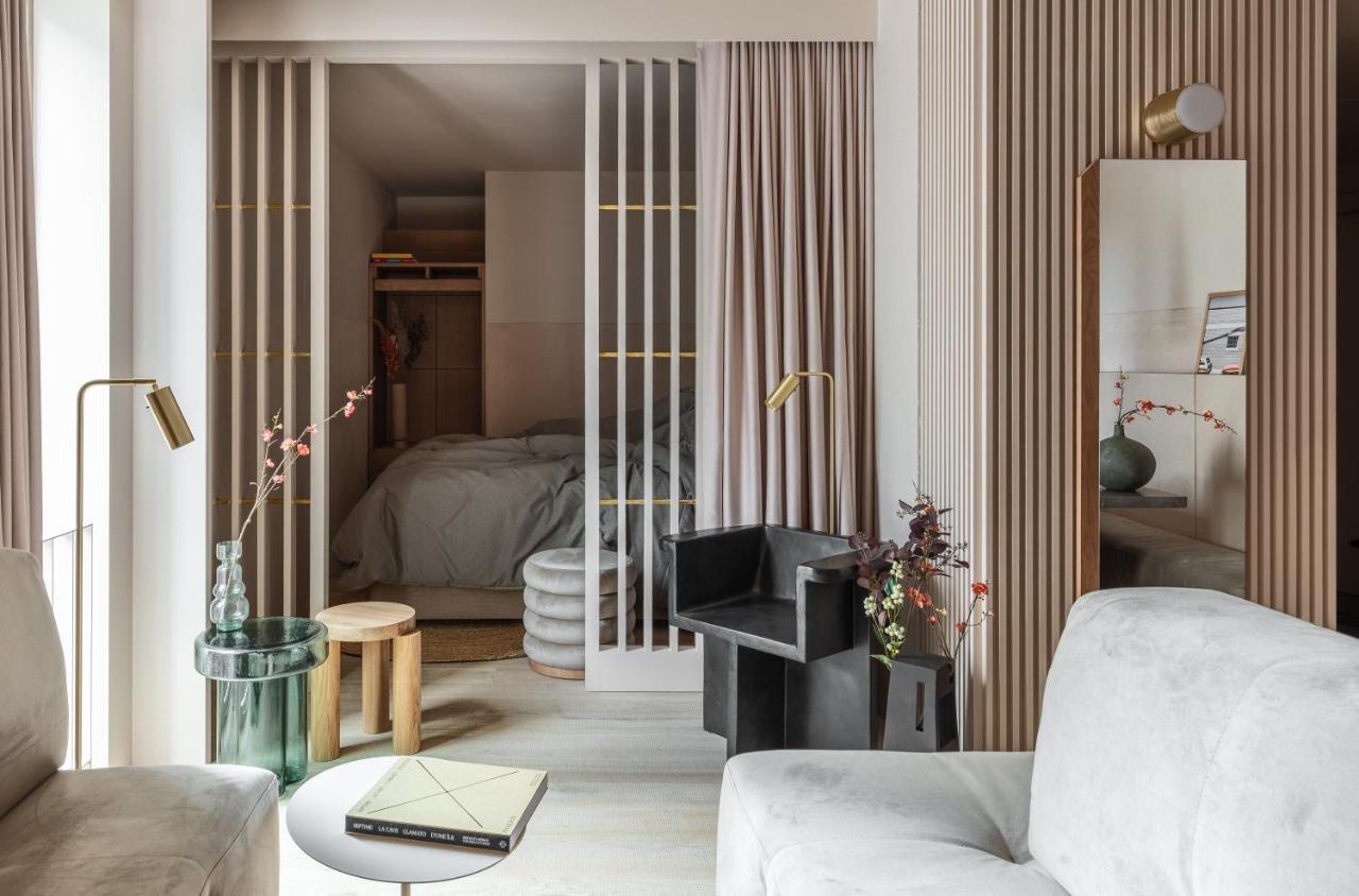 Buckle Street By Locke, Aldgate London