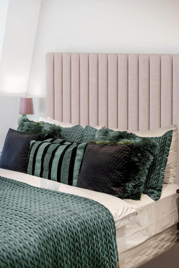 Apartment Explore The Exquisite West-end From A Harrods Family And Couple London