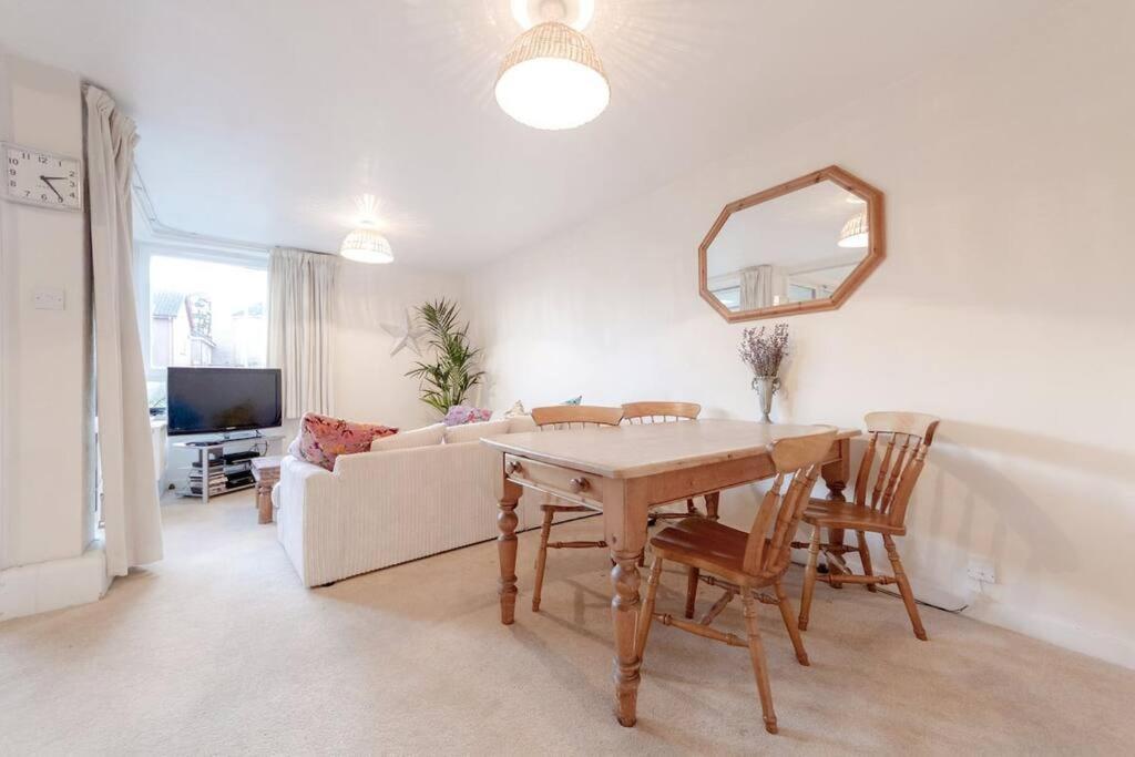 Apartamento Spacious Two Double Bedroom Flat