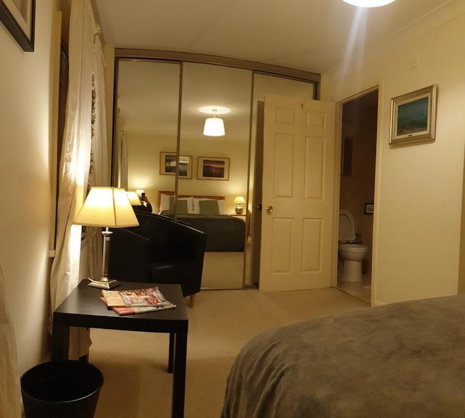 Double With Bathroom In - Vauxhall Privatunterkunft London