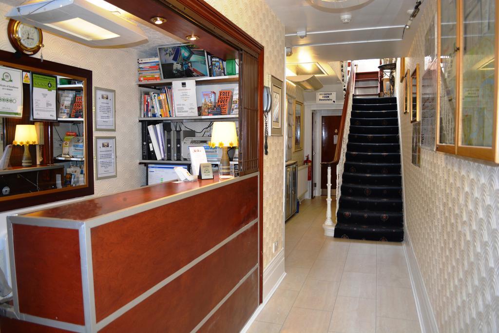 Hotel Falcon London