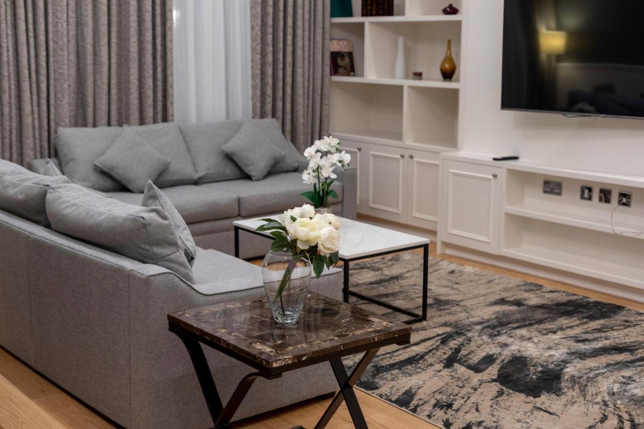 20 Hertford Street - Mayfair 4*
